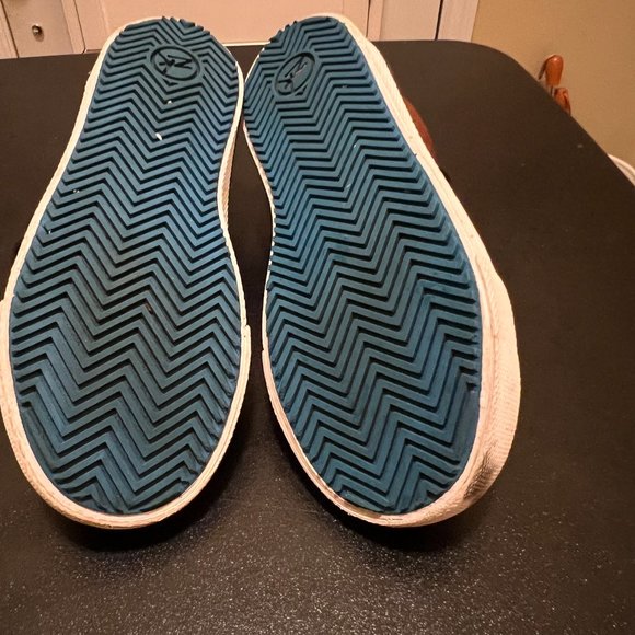 Zhik size 6 brown with black accents laceup - Picture 9 of 11